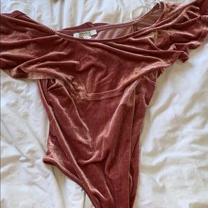 Forever 21 contemporary pink velvet bodysuit